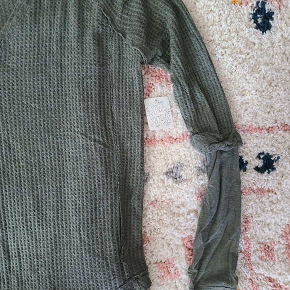 NWT Free People Laguna Thermal Long Sleeve Top Moss Green Size XS - Picture 4 of 8